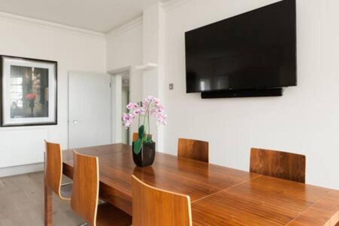 Modern Stylish 2bed2bath Close To Kings Road Appartamento
